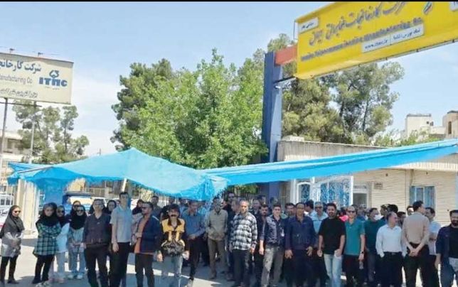 کارگران کارخانجات مخابراتی ایران حقوق معوقه دارند