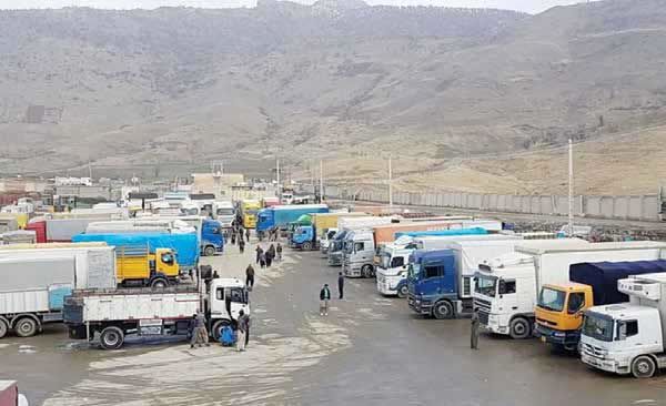 واردات استانی به شلختگی بازار و جهش دلار دامن می‌زند