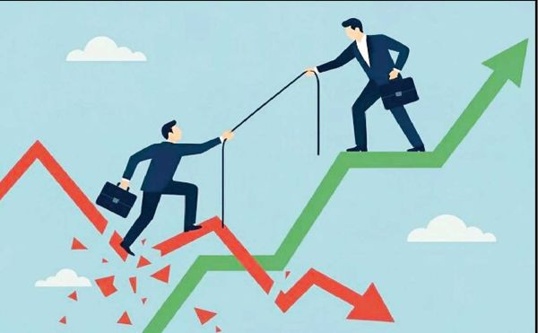 
اصرار بر بقای شرکت‌های ورشکسته، اقتصاد را زمین‌گیر کرد