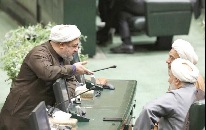 
عارف، نوبت بعد از ظریف در لیست رسایی؟