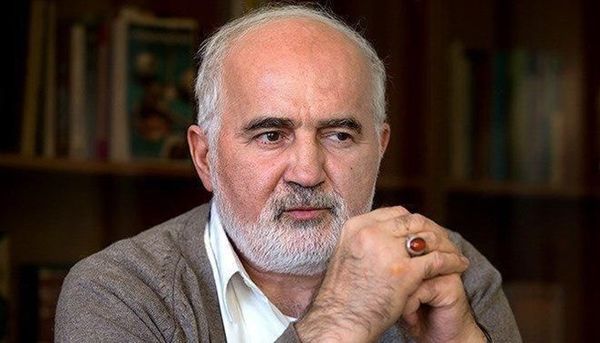 احمد توکلی: دو مامور اطلاعات ۴۵هکتار زمین را تاراج کردهاند