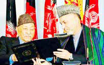 افغانستان قانون اساسی ظاهرشاه را با برخی ملاحظات به کار می‌گیرد