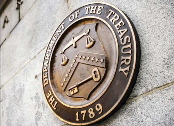 
وزیر کشور و بابک زنجانی تحریم شدند