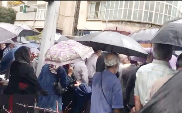تجمع فرهنگیان بازنشسته
مقابل نهاد ریاست جمهوری