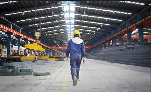 
سایه بیکاری روی سر فعالان صنعتی کشور