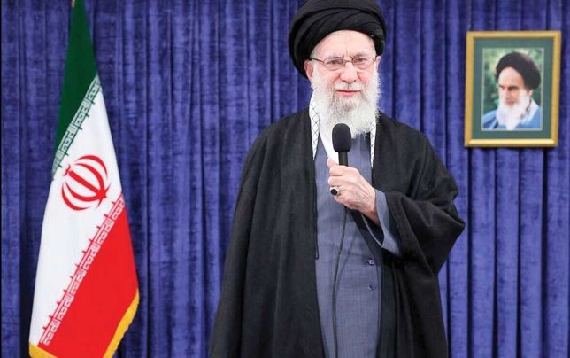 
روز ۲۲ بهمن دشمن را مأیوس کنید