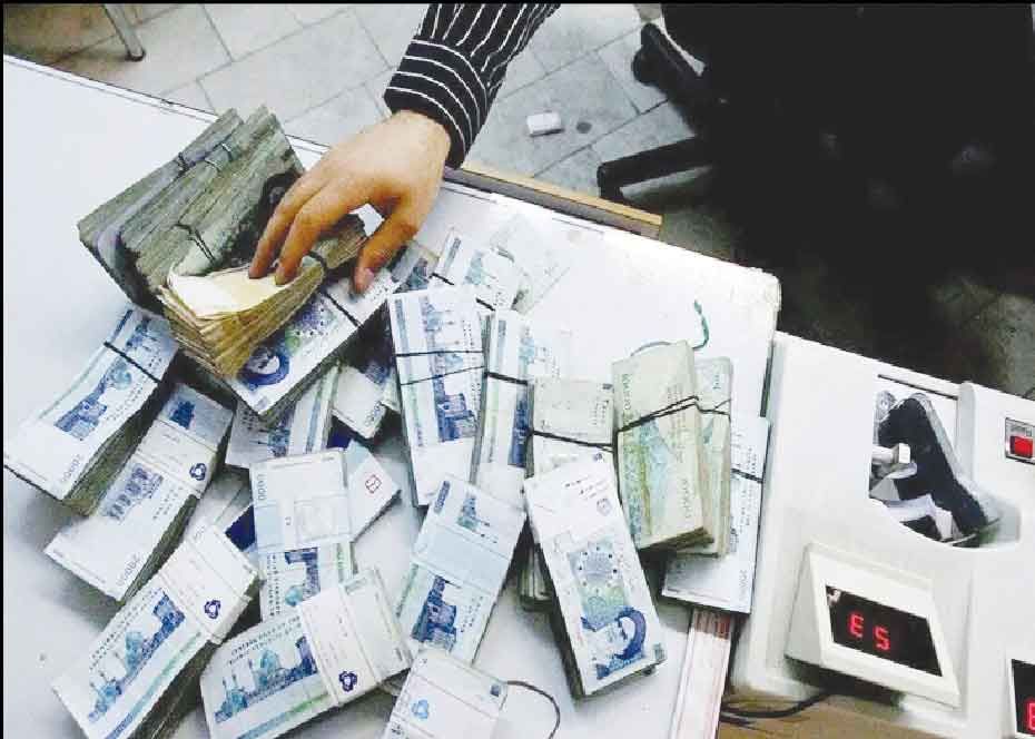 
رشد بی‌سابقه نقدینگی در سایه تحریم‌های اقتصادی و فشار‌های تورمی