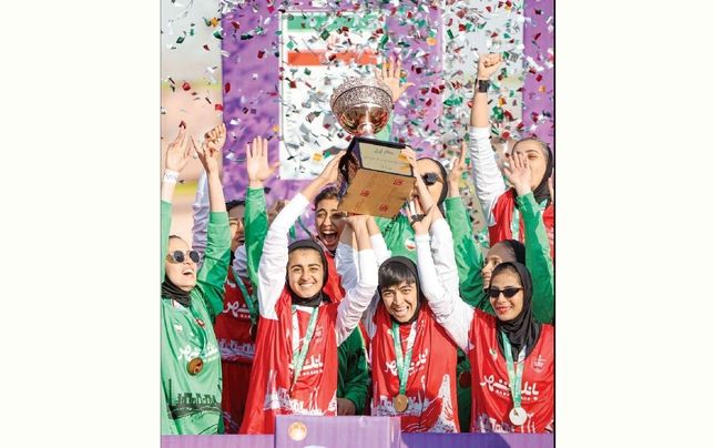 نیمه تاریک پرسپولیس برای زنان؛
خطر بازگشت به لیگ یک