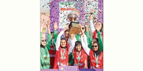 نیمه تاریک پرسپولیس برای زنان؛
خطر بازگشت به لیگ یک