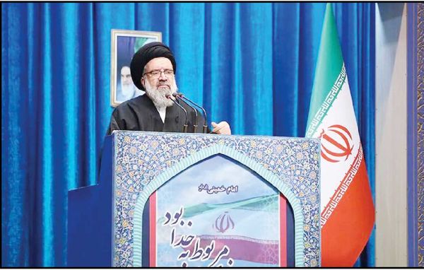 کشمکش میان تریبون رسمی و واقعیتهای اجتماعی