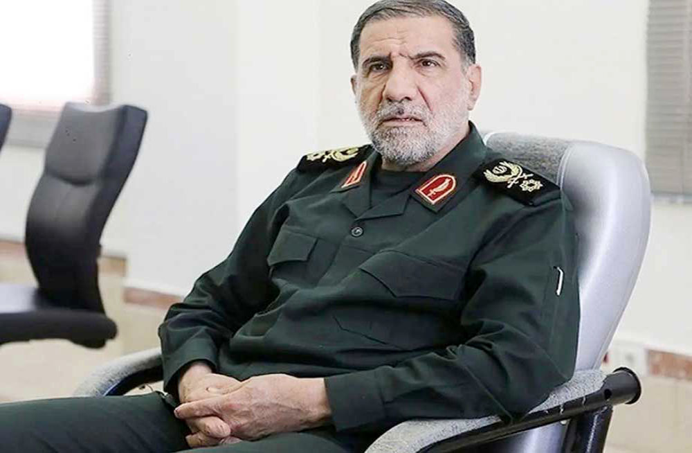 جریانات سیاسی طرفدار مذاکره  سرشان در آخور بیگانگان است 