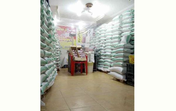 انحصار برنج در شرکت‌های بزرگ، بازار را آشفته کرده است