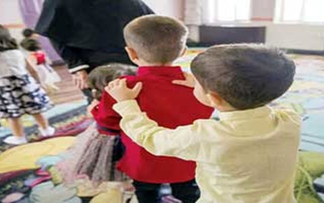 

بسیاری از کودکان تحت پوشش بهزیستی بدسرپرست هستند و نه بی‌سرپرست