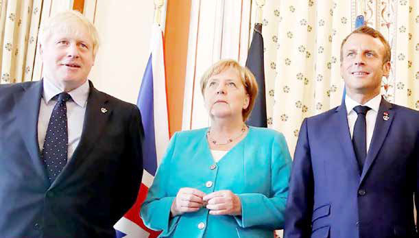 انگشت اروپا روی ماشه  رفت