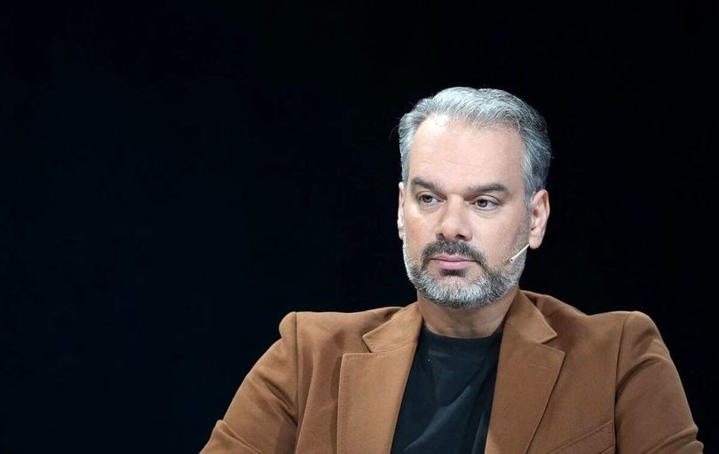 

اجرای قانون حجاب 

پرونده جمهوری اسلامی را می‌بندد 