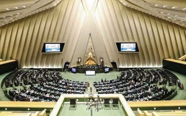 خروج وزرا از کابینه؛ نقطه تعارض دولت و مجلس