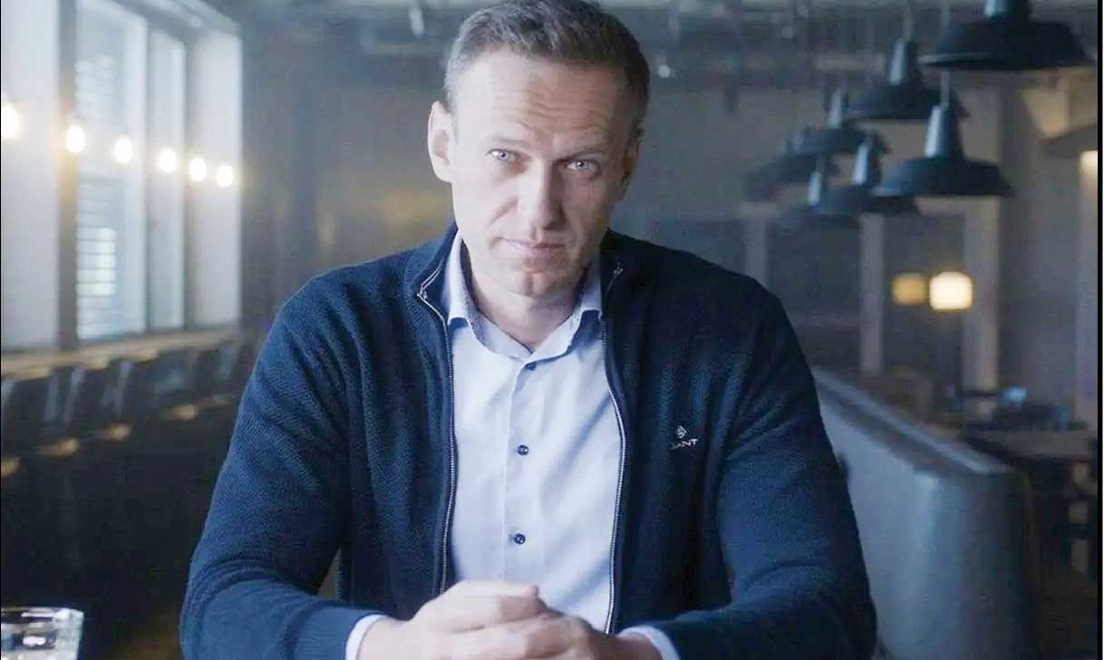 انگلیس: روسیه ناوالنی را با سم نادر در زندان به کام مرگ کشاند