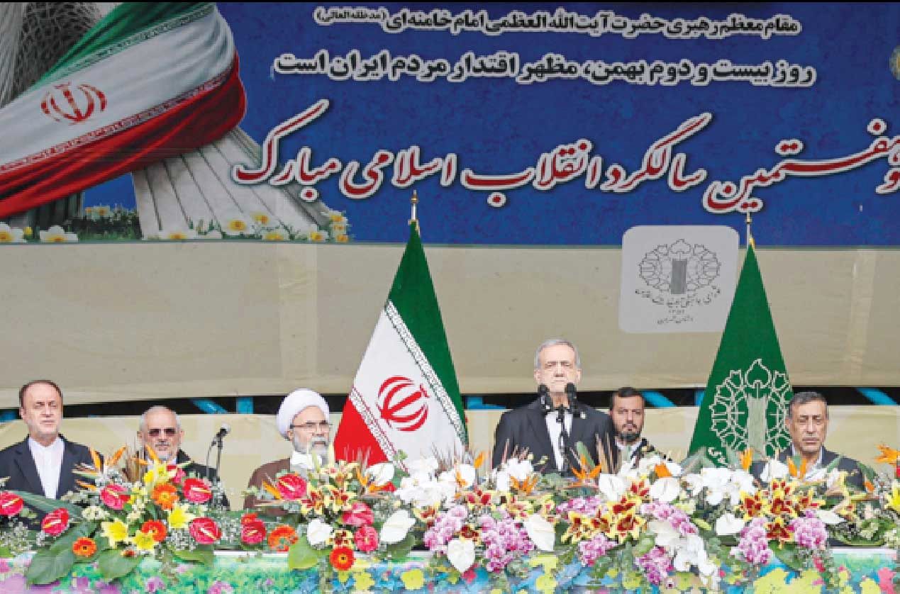 
باید با هدایت رهبر معظم انقلاب، زخم حوادث دی‌ماه را درمان کنیم