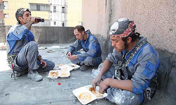 لنگر یک میلیون تومانی برای کشتی معیشتی طوفان‌زده