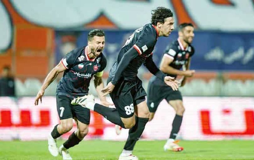 فرار با باکیچ