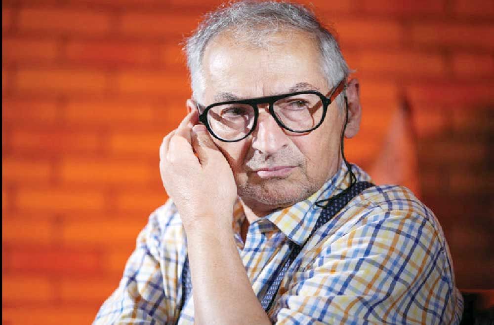 
مناصب دولت نباید مانند گوشت قربانی بین تندروها توزیع شود