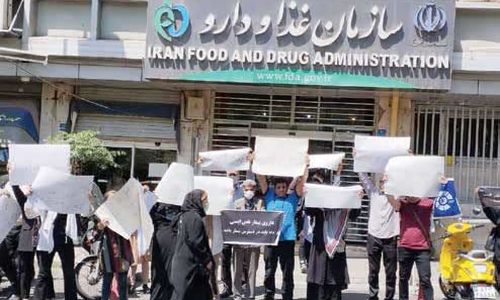 بیماران باید تاوان عقب‌افتادگی سازمان‌های بیمه‌گر را بدهند