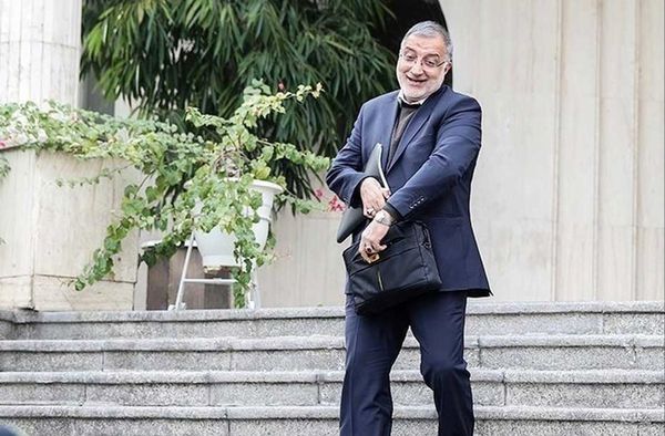 
ابقای ابرچالش‌های تهران زیر سایه مدیریت نمایشی