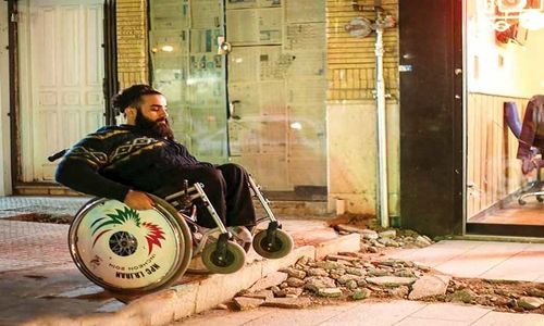 بی‌توجهی شهرداری‌ها به مناسب‌سازی، معلولان را خانه‌نشین کرده است
