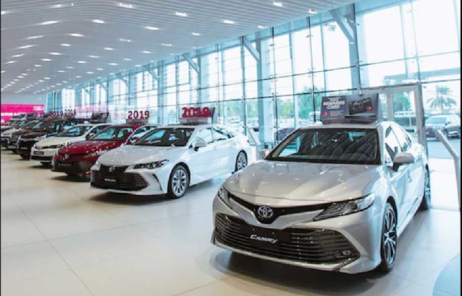 
چالش‌های واردات خودرو از بوروکراسی زاید دولتی سرچشمه می‌گیرد