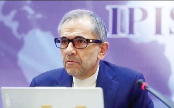 
پیام‌هایی بین ایران و آمریکا، از طریق میانجی‌ها در حال انتقال است