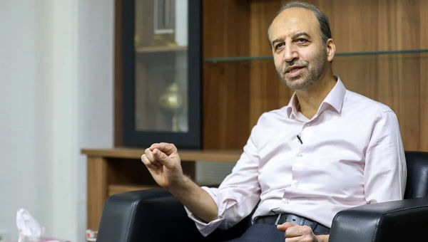 یک نیروگاه هستهای داریم
آن هم وابسته به روسیه است!