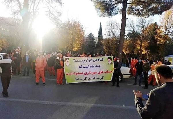 تاخیر سه ماه در پرداخت حقوق،
صدای کارگران شهرداری ایلام را درآورد