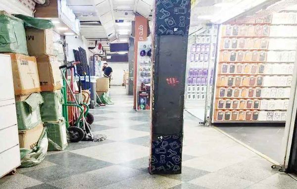 کارگرانی که چوب و پیاز را با هم خوردند!