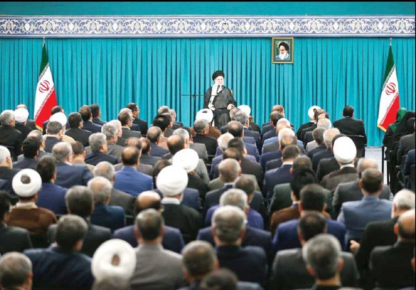 مراقب باشید انقلابیگری فقط سروصدا کردن نیست