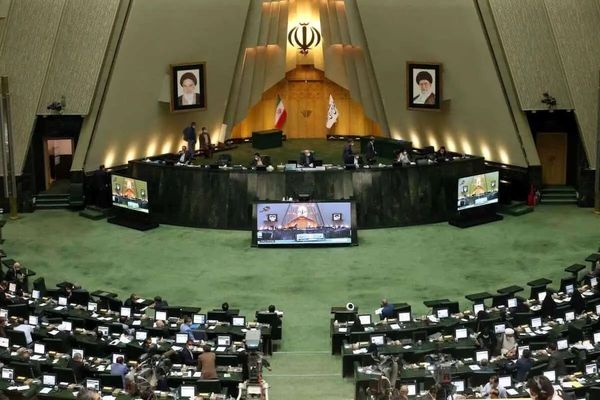 پنج وزیر پزشکیان به مجلس می‌روند